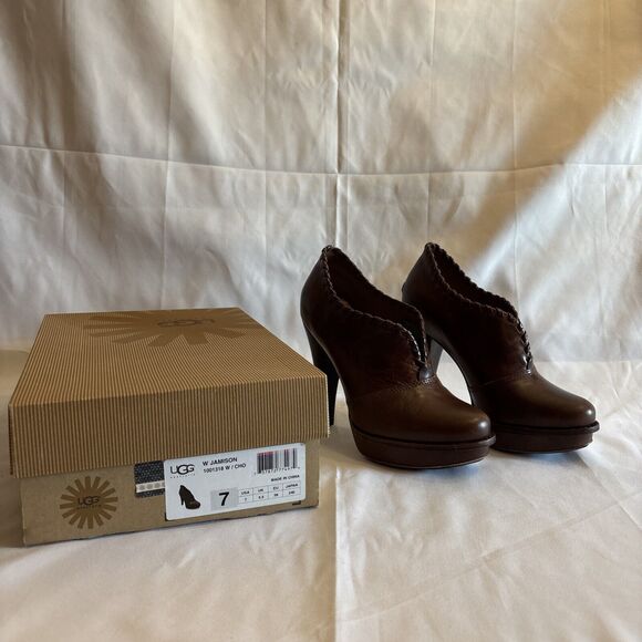 UGG Jamison Chocolate Brown Platform Heel Ankle‎ Booties Size 7 W/Box - Picture 1 of 16
